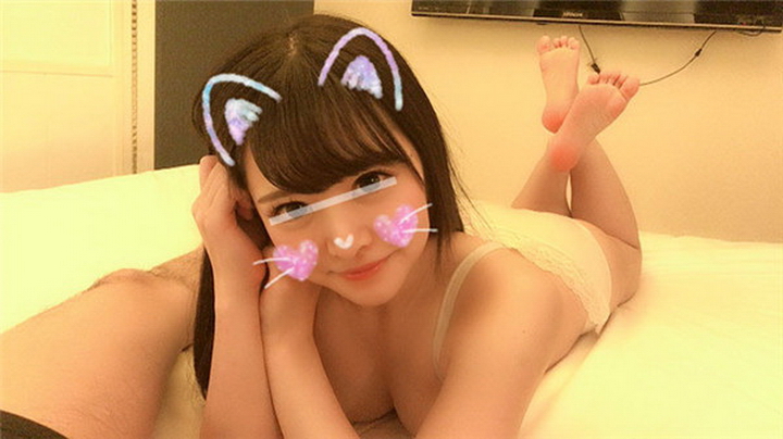 FC2-PPV-1151315 【リフレ女子K生円光】お小遣いのためにおじさんと生ハメ！指名NO１の裏オプ生徒 ゆらのちゃんが夏休み中の緊急円光で生中許容動画に出演