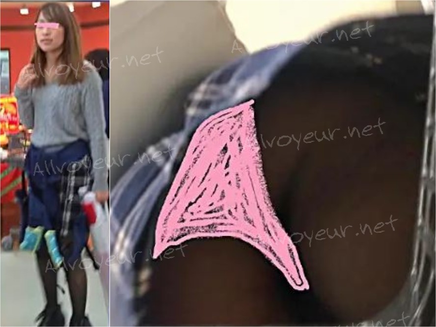 良いとこ育ち ?水玉スカートが揺れるお嬢ちゃんのパンチラ