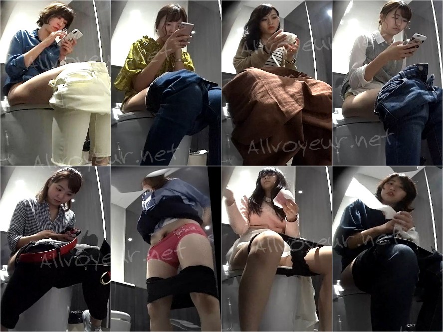 【厕拍作品】公司女厕隔壁女同事们尿尿多数妹子都怕脏撅着性感的屁股尿尿