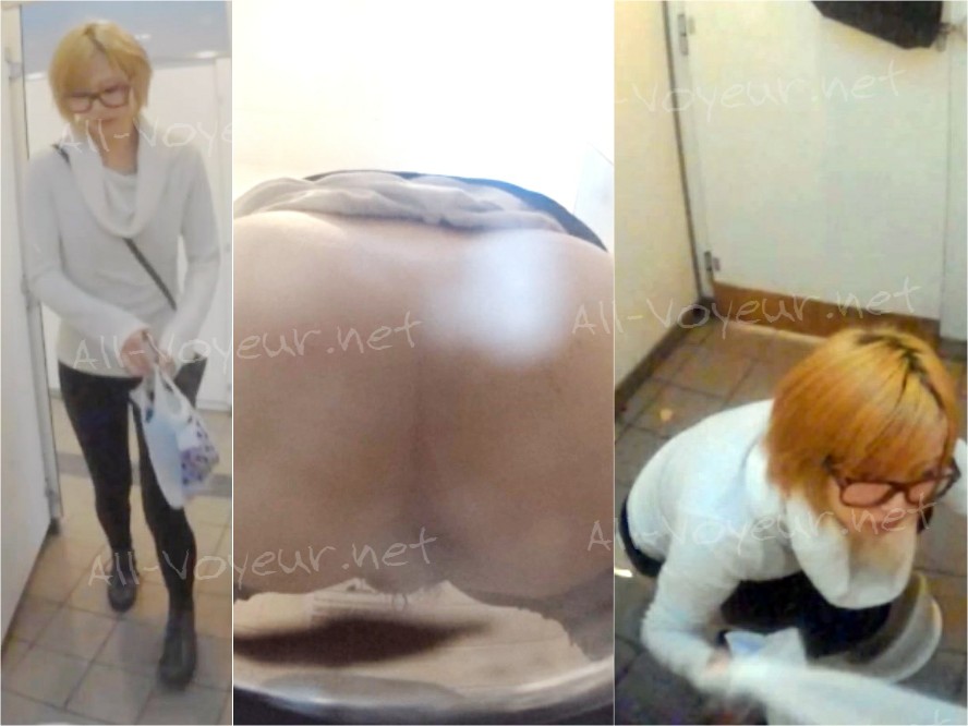 無】2カメ撮り 下ｶﾒドアップ！！美人OLさんのオマ○コを接写