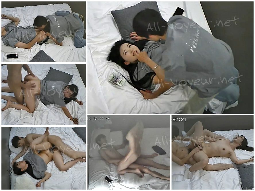 校园清纯女神腰肢柔软叫声动听被掰一字马操喷水