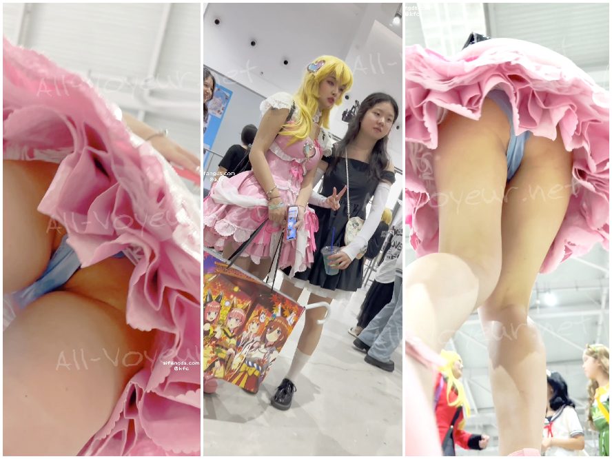 【KFC】COSER学生妹 蓝色透明内无毛白虎 独家CD坐相机歪了点