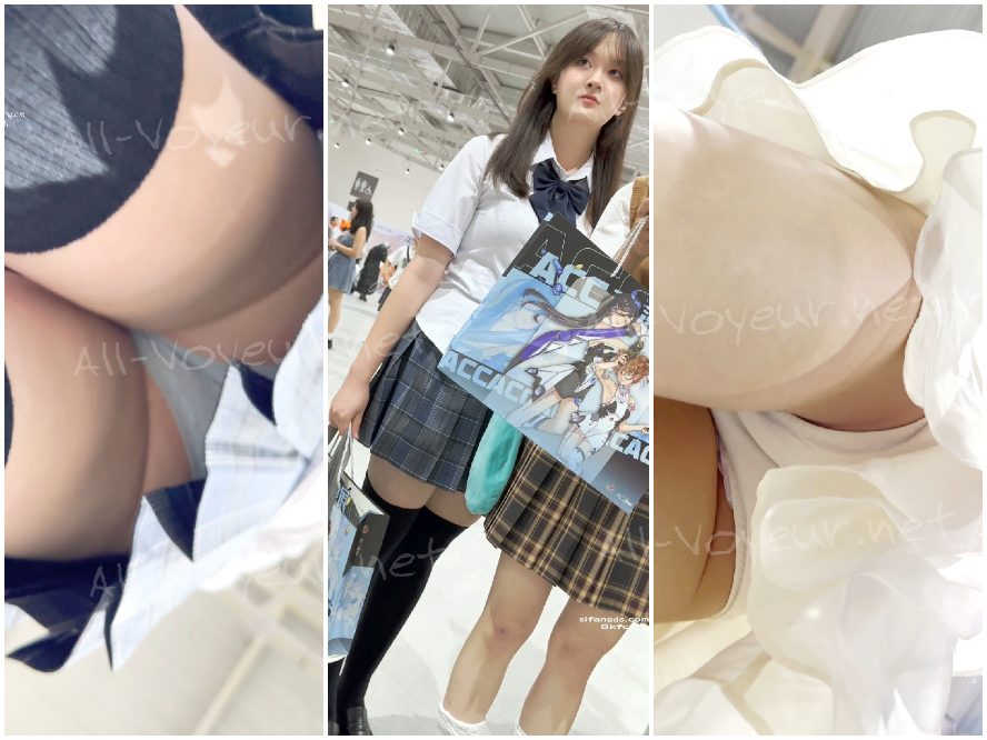 【KFC】COSER学生妹 蓝色透明内无毛白虎 独家CD坐相机歪了点