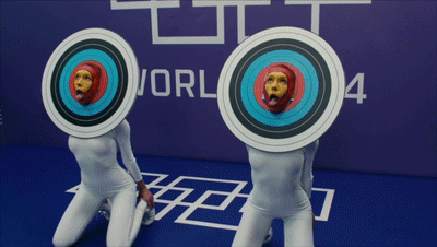 パリで開催されるセックスオリンピックの、前代未聞の奇​​想天外なプロモーションビデオ！股間が開いたパンツを履いた選手たちが、狂気の競技に挑む！格闘技、ウォータージェット、そして白熱のセックス対決が繰り広げられる！