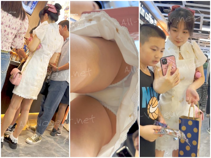 JK制服女子高生ショッピング、ニーハイソックス、肌色パンティ、表裏CD