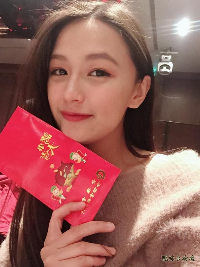 【リーク】バラエティ番組に出演した美人女優・顧一柔のセックススキャンダルが全編流出。タレントショー、広告、日常生活などの写真1294枚も流出。（動画58本）