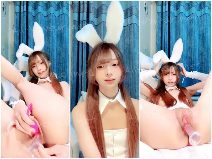 わぁ〜わぁ〜プラットフォームで一番美しい妖精[クレヨンしんちゃん]がついに海へ出て、スタイル全開になってる〜最高〜