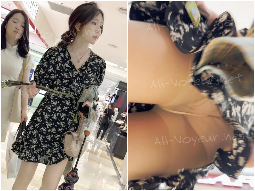 【KFC】背中見せコーデの女子大生と親友がショッピングへ――ニーハイソックスとグレースキニー：魅惑のインナースタイルがチラリ